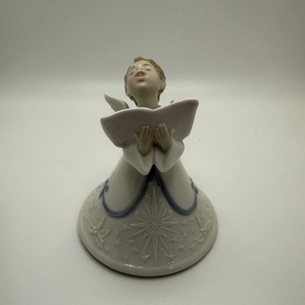 VTG LLADRO Angel Bell Ornament Feliz Navidad Hand made Porcelain Spain Christmas